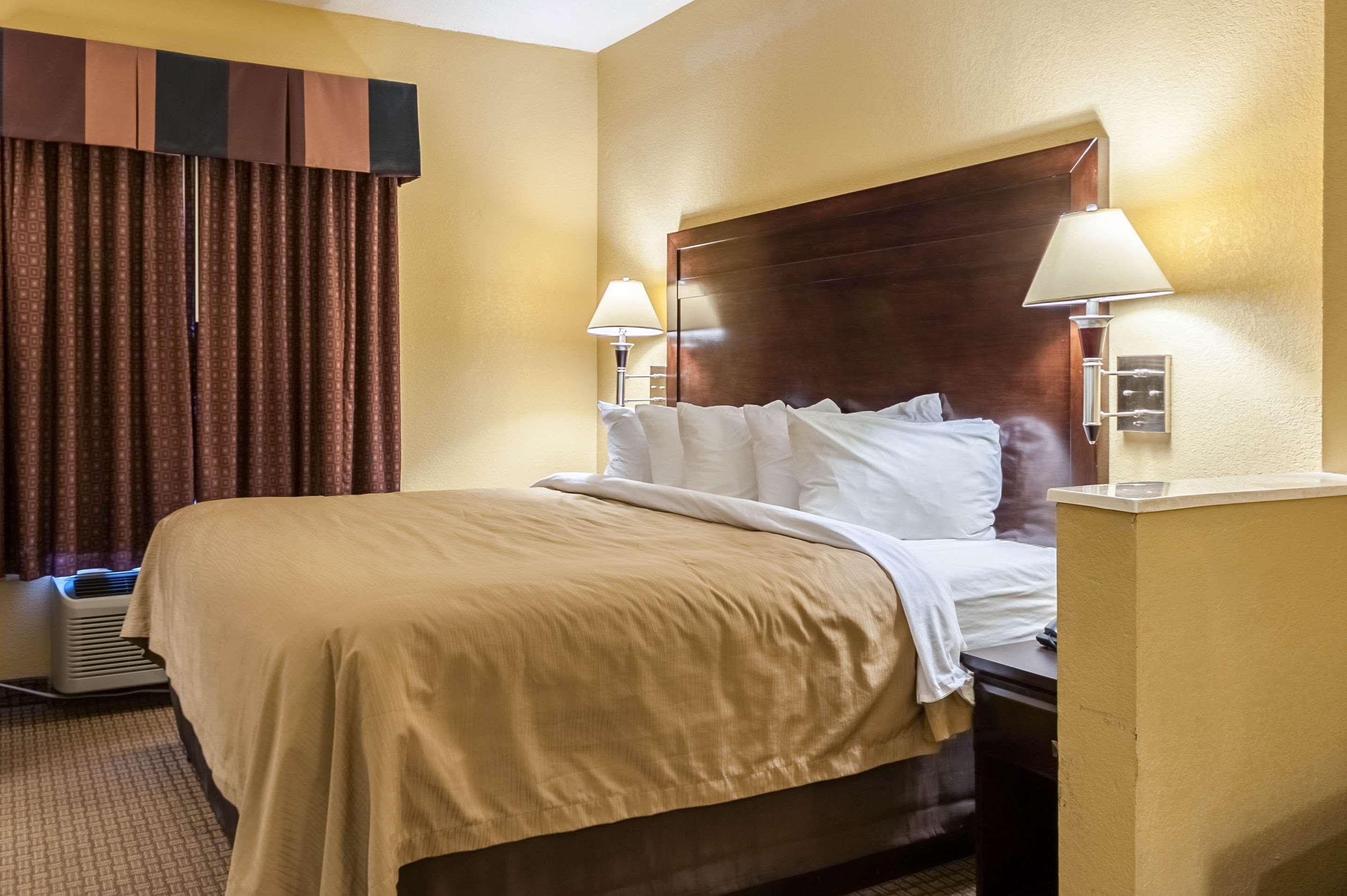 Quality Inn & Suites Lafayette Luaran gambar