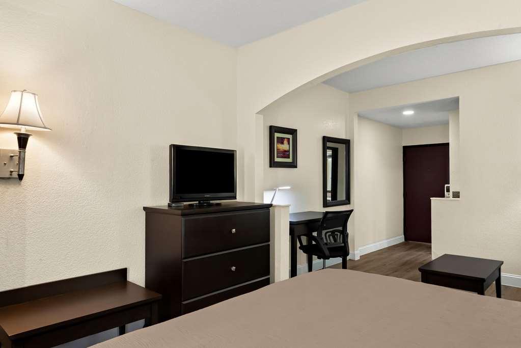 Quality Inn & Suites Lafayette Bilik gambar