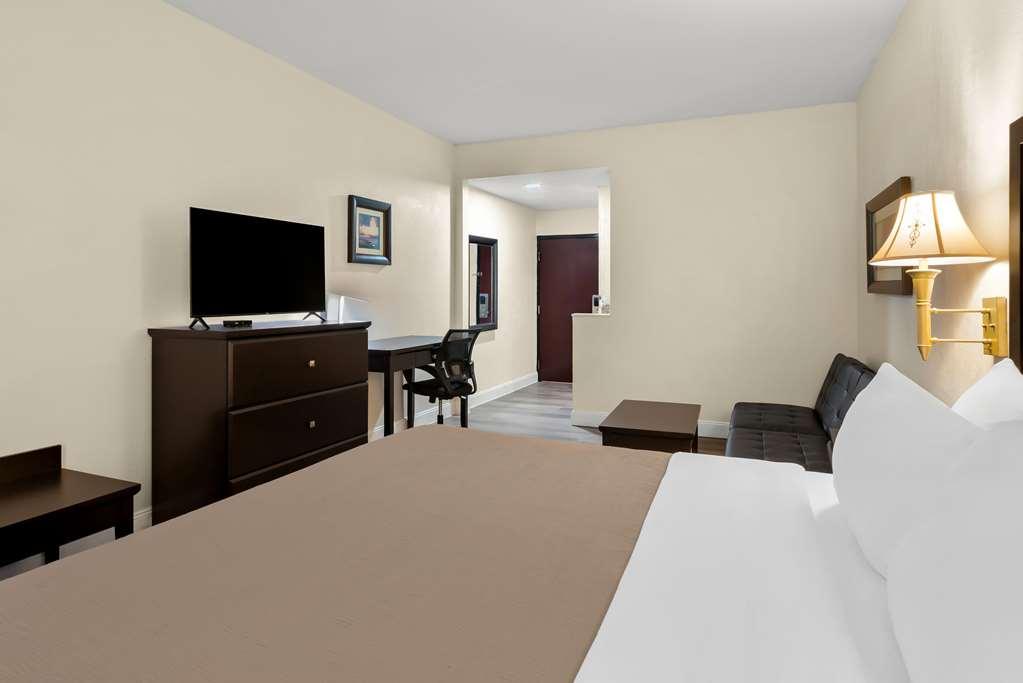Quality Inn & Suites Lafayette Bilik gambar